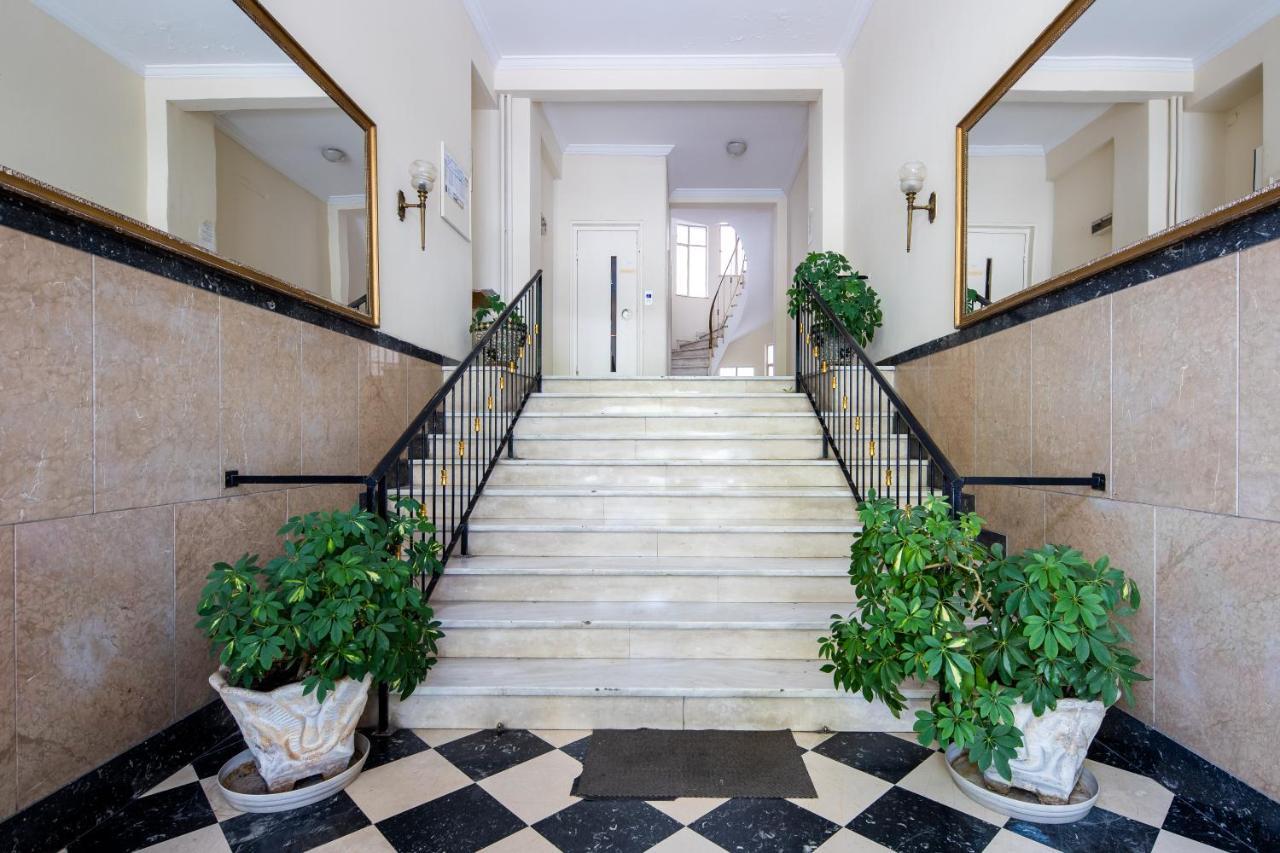 Renovated Apartment Near Acropolis Афины Экстерьер фото